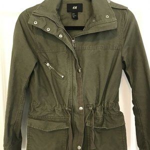 H&M Cargo Jacket in Military Green US 4 EUR34 CA4
